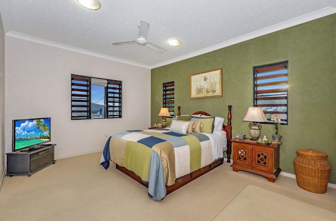 3 bedrooms, free WiFi, bed sheets