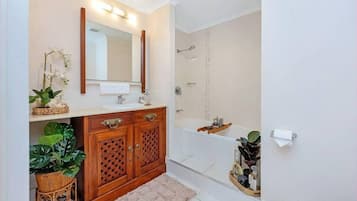 Shower, towels
