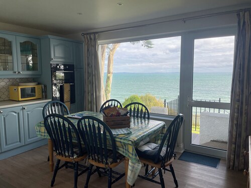 Rocklea Seaside Cottage