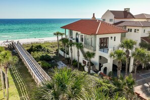 Exterior - Gulf Front + Community Pool- 30A Linger Longer by Royal Destinations (Santa Rosa Beach)
