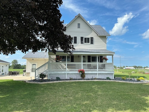 Rich's Gone-Fish-Inn 