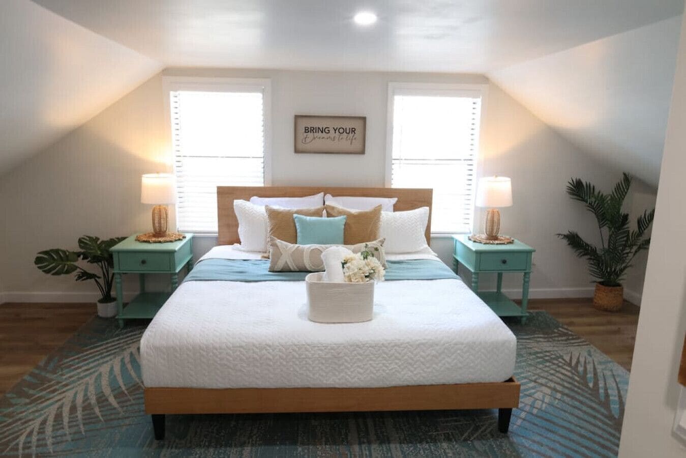 2 bedrooms, iron/ironing board, travel crib, free WiFi
