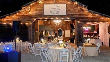 Espace banquet en plein air