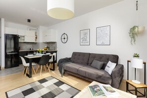 Room - Warsaw Glebocka Apartment by Renters (Warsaw)