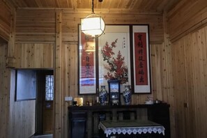 Lobby-Lounge