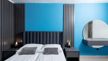 Soundproofing, free WiFi, bed sheets