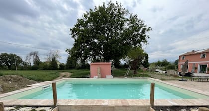 Country house with large spaces, ideal for large groups or families