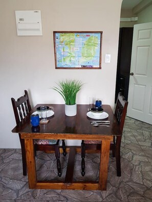 Dining - Beautiful 1-bed Apartment in Saint George's (St. George's)