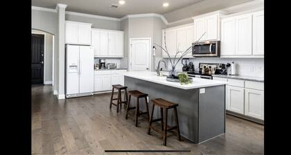 Brand New Luxury 2 Bedroom Home in Decatur, Texas!