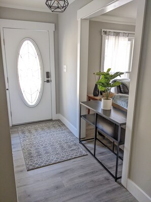 3 عدّة غرف نوم ومكتب وواي فاي مجانًا