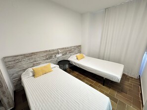 1 sovrum, strykjärn/strykbräda, gratis wi-fi och sängkläder