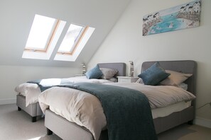 Apartamento, 2 camas Queen | 2 quartos, Wi-Fi de cortesia, roupa de cama