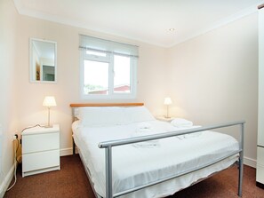 2 bedrooms, bed sheets