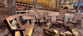 Brown County At It's Best Beautiful Cozy meticulous clean LG Game Room arcade!