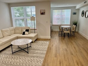 Living area - South Beach- Ideal Location, Steps to Beach (Miami Beach)