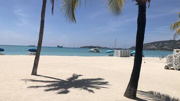 ๋๋ญ์ค ์ํํธ | ๊ฑฐ์ค ๊ณต๊ฐ | ์์ฑ ์ฑ๋ ์์ฒญ์ด ๊ฐ๋ฅํ 42์ธ์น ์ค๋งํธ TV, TV