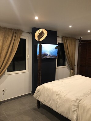 Deluxe-lejlighed | 1 soveværelse, individuelt design, individuel indretning, skrivebord