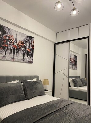 2 bedrooms, WiFi, bed sheets