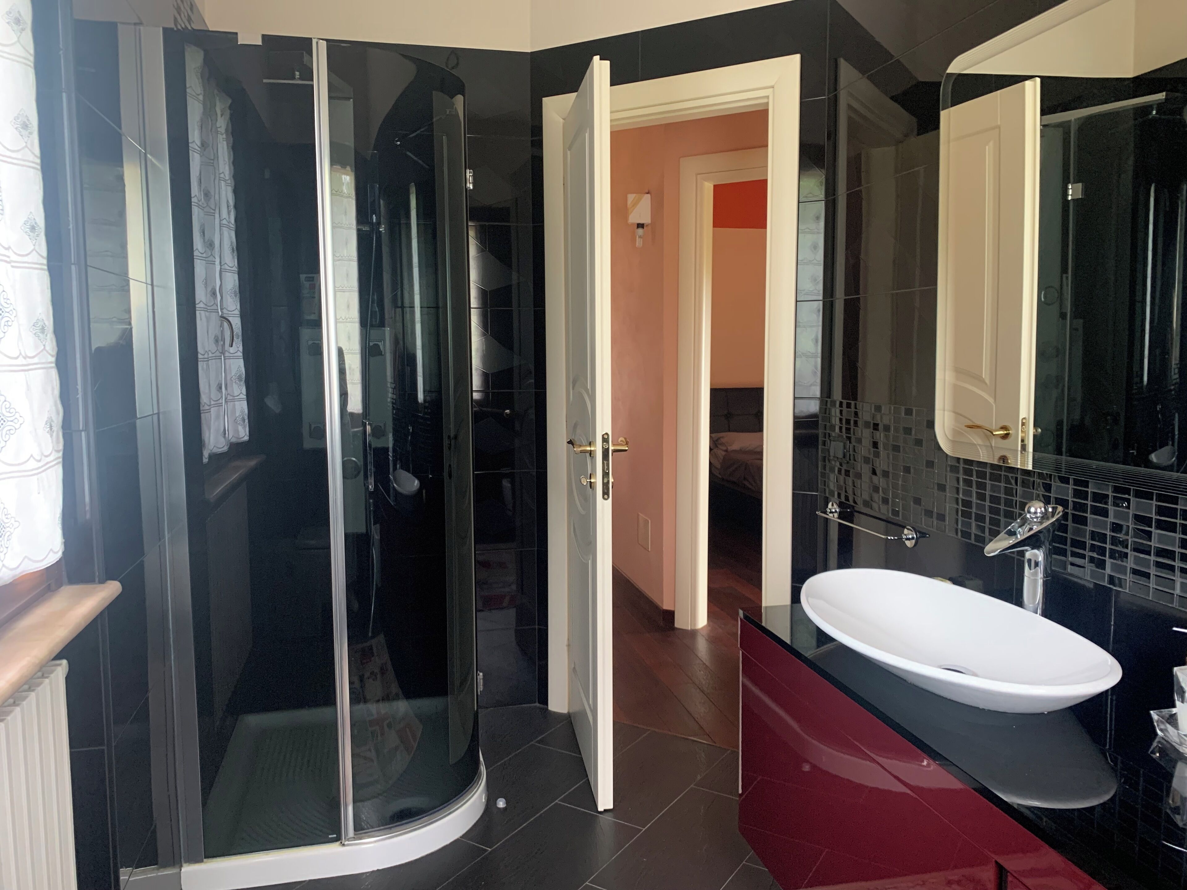 Villa | Bathroom | Combined shower/tub, deep soaking tub, hair dryer, towels