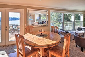 Dining - Stunning Kent Lake House w/ Private Dock! (Kent)