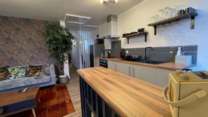 Fridge, microwave, oven, stovetop - 2 Bedroom Apartment  (Newquay)