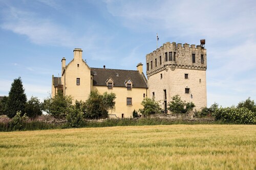 The Manor at Plane Castle - Sleeps 8 - Pets Ok