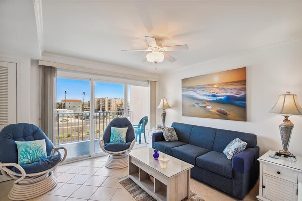 TV - 2 bedroom 2 bath condo at Makai with pool and a gym (Ocean City)