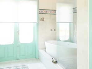 Suite Master Villa Nandie | Bathroom - Casa Brasileira - Hotel Galeria (Porto de Pedras)