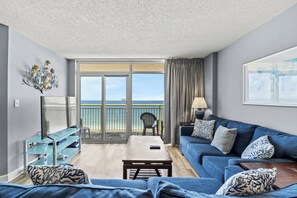 Basic Condo, 3 Bedrooms, Balcony, Oceanfront (805) | Living area | TV