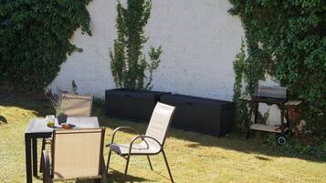 Tempat makan outdoor