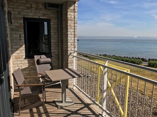 Comfortable Beachfront Apartment in Breskens | Port Scaldis 19-012