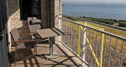 Comfortable Beachfront Apartment in Breskens | Port Scaldis 19-012