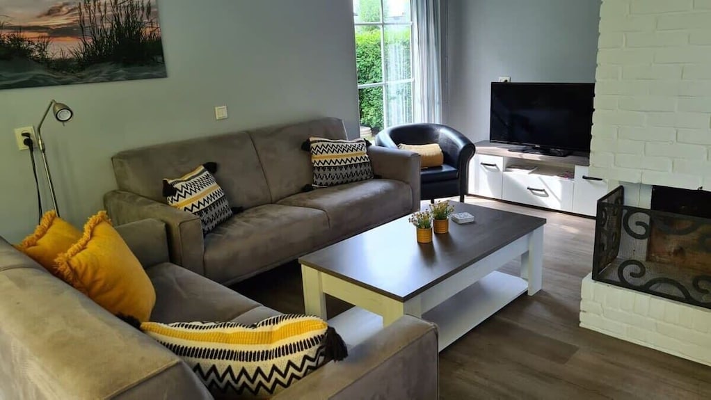 Holiday Home With Garden In Breskens | Zeester 86 - Breskens