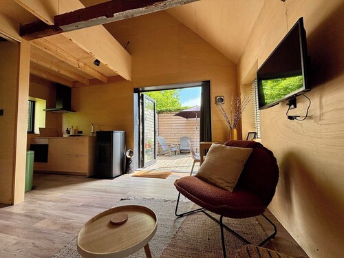 Tiny House mit Kamin in der Polderlandschaft | Tiny House Wood