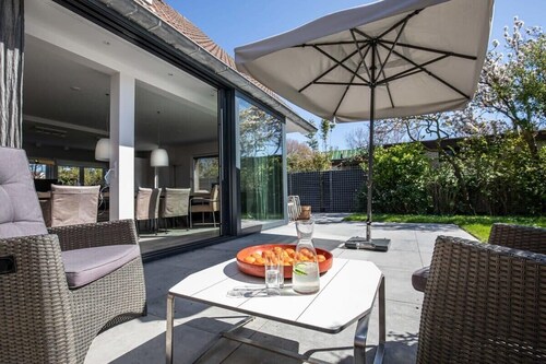 Close to the Sea in Domburg | Jhr. de Casembrootplein 23 | Hello Zeeland