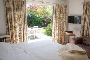5 chambres, Wi-Fi, draps fournis