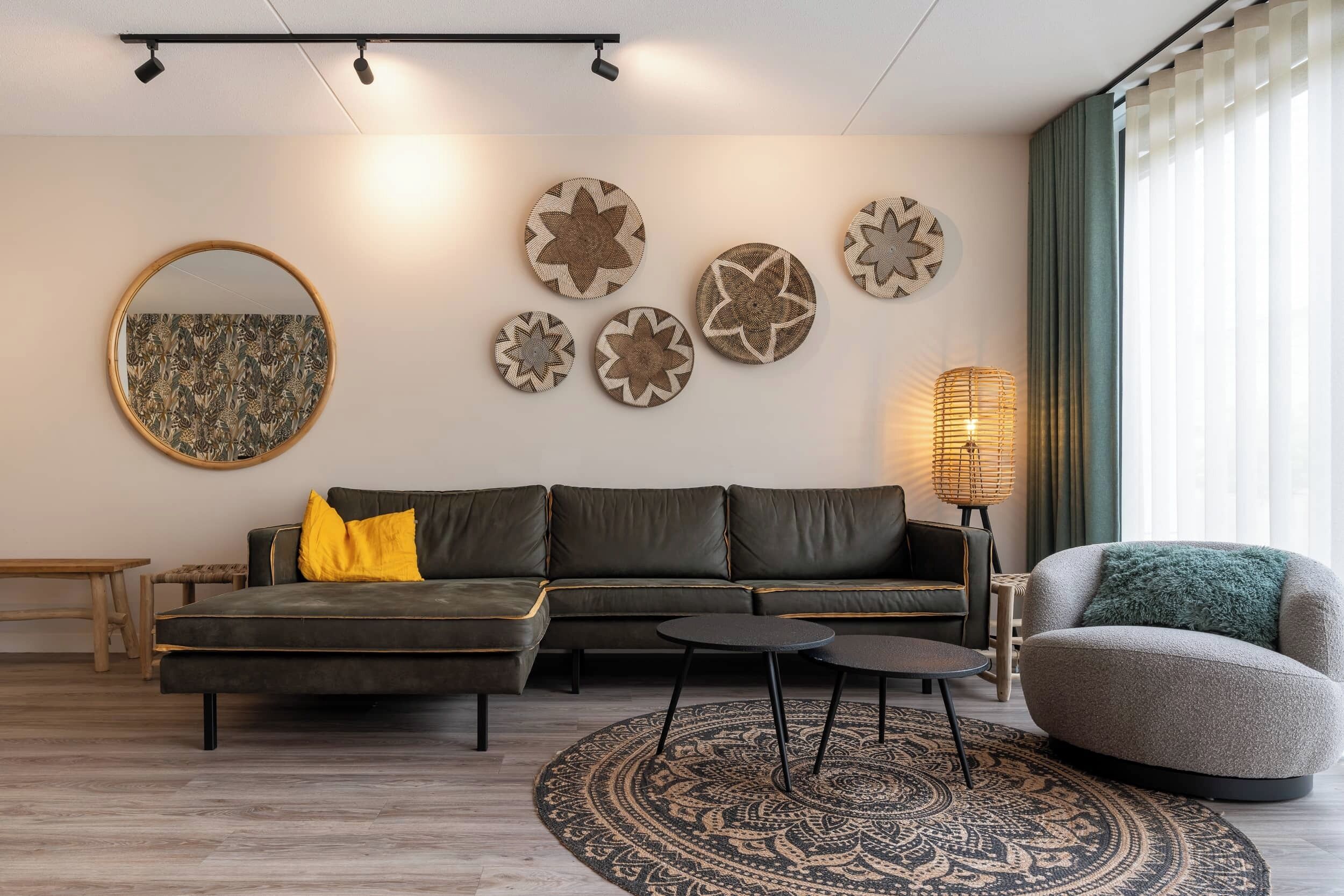 Fernseher, Arbeitsbereiche