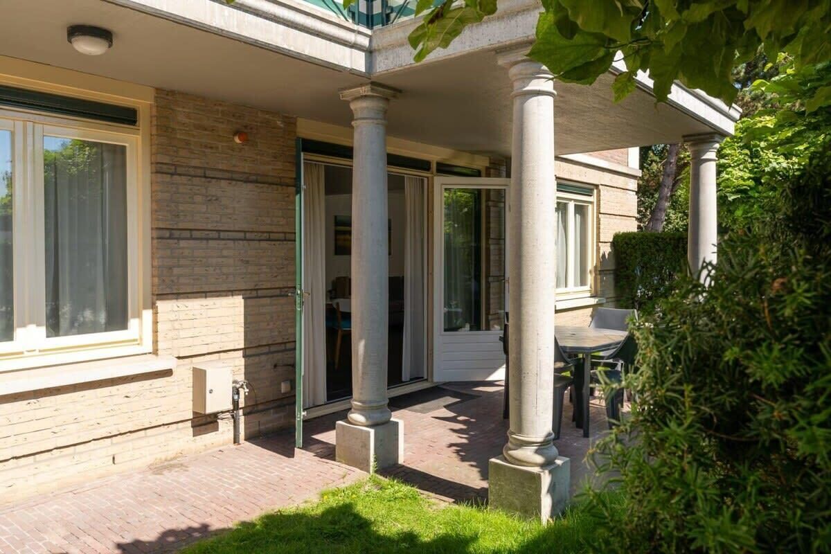 Outdoor dining - NEW! Hello Zeeland - Appartement Domburgseweg 11-2 (Domburg)