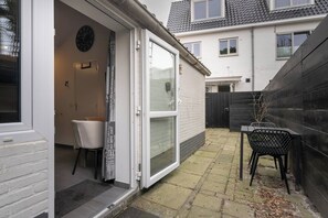 Outdoor dining - Hello Zeeland - Vakantiehuis Wijngaardstraat 12A (Domburg)