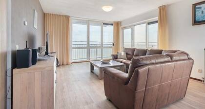 Spacious Beachfront Apartment in Breskens | Port Scaldis 15-042