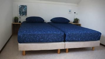 3 bedrooms, WiFi, bed sheets