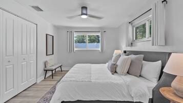 4 chambres, bureau, fer et planche Ă repasser, Wi-Fi gratuit