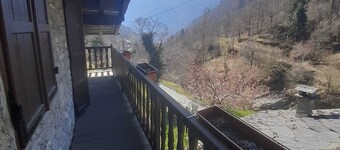 Aosta Valley, Champorcher, Chalet