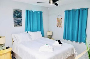 2 bedrooms, iron/ironing board, free WiFi