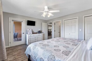 2 bedrooms, individually decorated, individually furnished, free WiFi