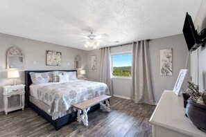 Condo, nhiều giường, có thể sử dụng hồ bơi, quang cảnh núi (Grand View at the Pointe ) | 2 phòng ngủ, trang trí khác biệt