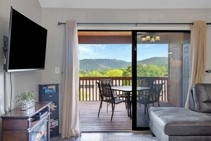 Condo, Multiple Beds, Pool Access, Mountain View (Grand View at the Pointe ) | Living area | 42-inch flat-screen TV with digital channels, fireplace