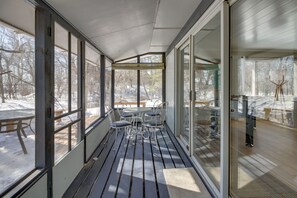 Dining - Home Rental on Detroit Lake: Dock, Game Room! (Detroit Lakes)
