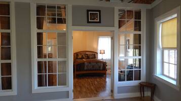 Apartment D: Riverfront Grand | 2 bedrooms, individually decorated, individually furnished