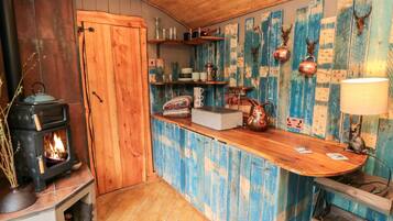 Cottage | Bahagian dalam